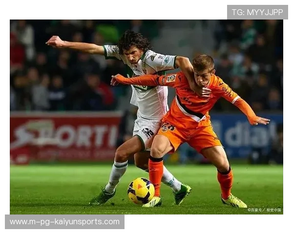 CS2 NaVi状态回暖 小组赛三战全胜，csgo2v2